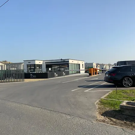 Kamp alanı Camping Oasis 2 Slpk Caravan 'topaz'