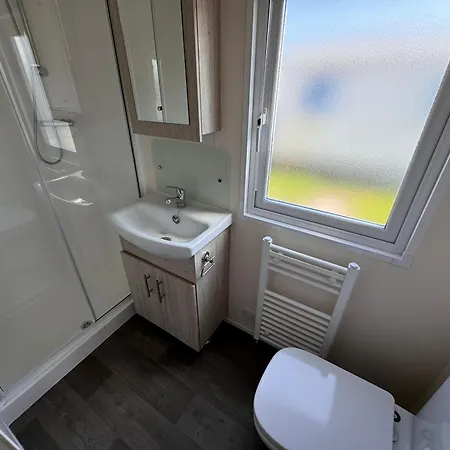 Camping Oasis 2 Slpk Caravan 'topaz' Ostend